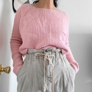 Cropped pink sweater